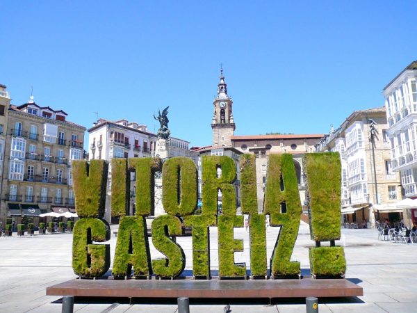 ¡¡¡NOS VAMOS DE EXCURSIÓN: UN DÍA EN VITORIA!!! Domingo 14 de diciembre de 2025